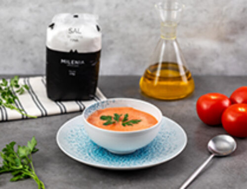 GAZPACHO DE SANDÍA Y TOMATE Y SAL FINA DE COCINA MILENIA