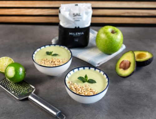 CREMA FRÍA DE MANZANA VERDE, AGUACATE Y LIMA DE MENTA CON 1 CDTA. DE SAL DE MESA FINA MILENIA